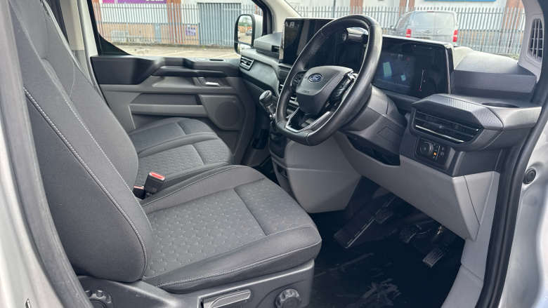 Ford Transit Custom 300 L1 Diesel Fwd 2.0 EcoBlue 136ps H1 Van Limited